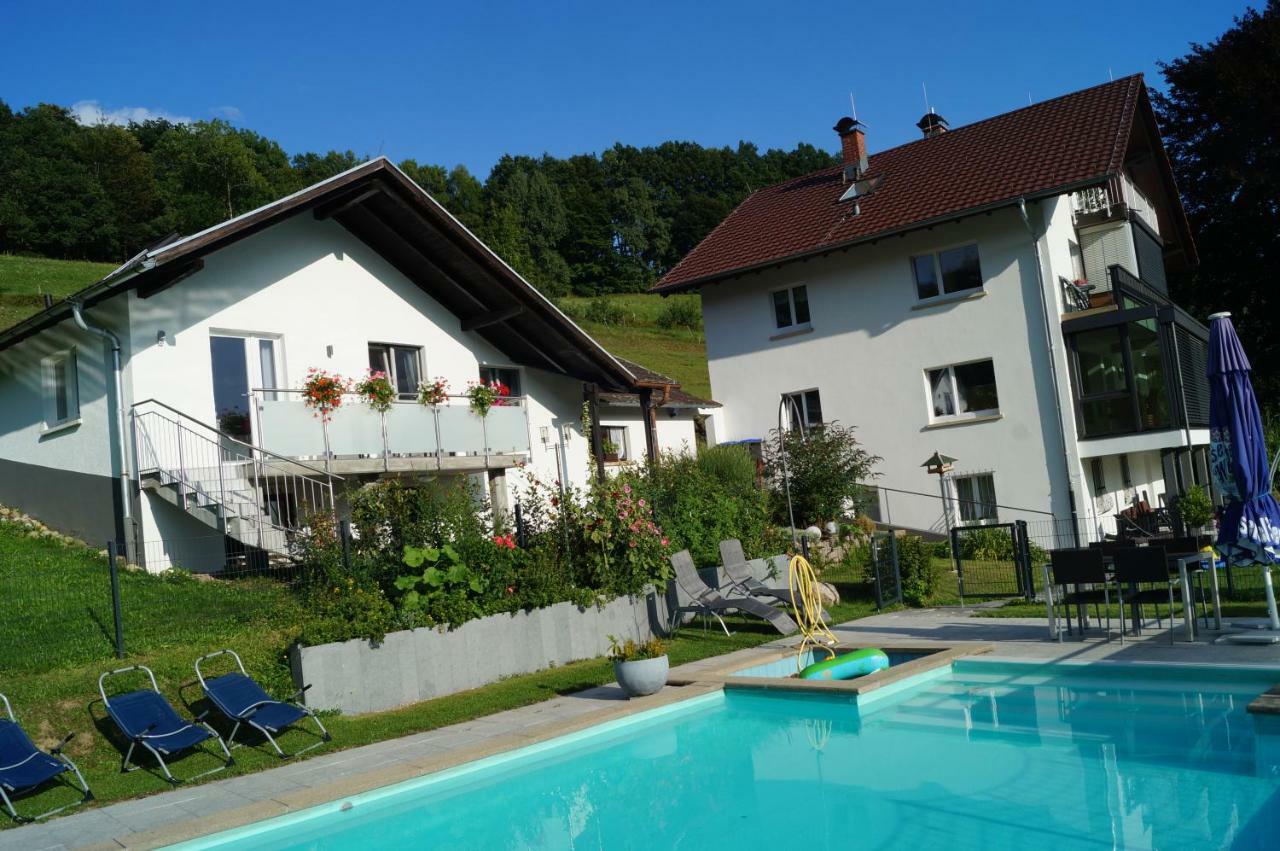 Traumhafte Ferienwohnung Mit Pool Steinen  ภายนอก รูปภาพ