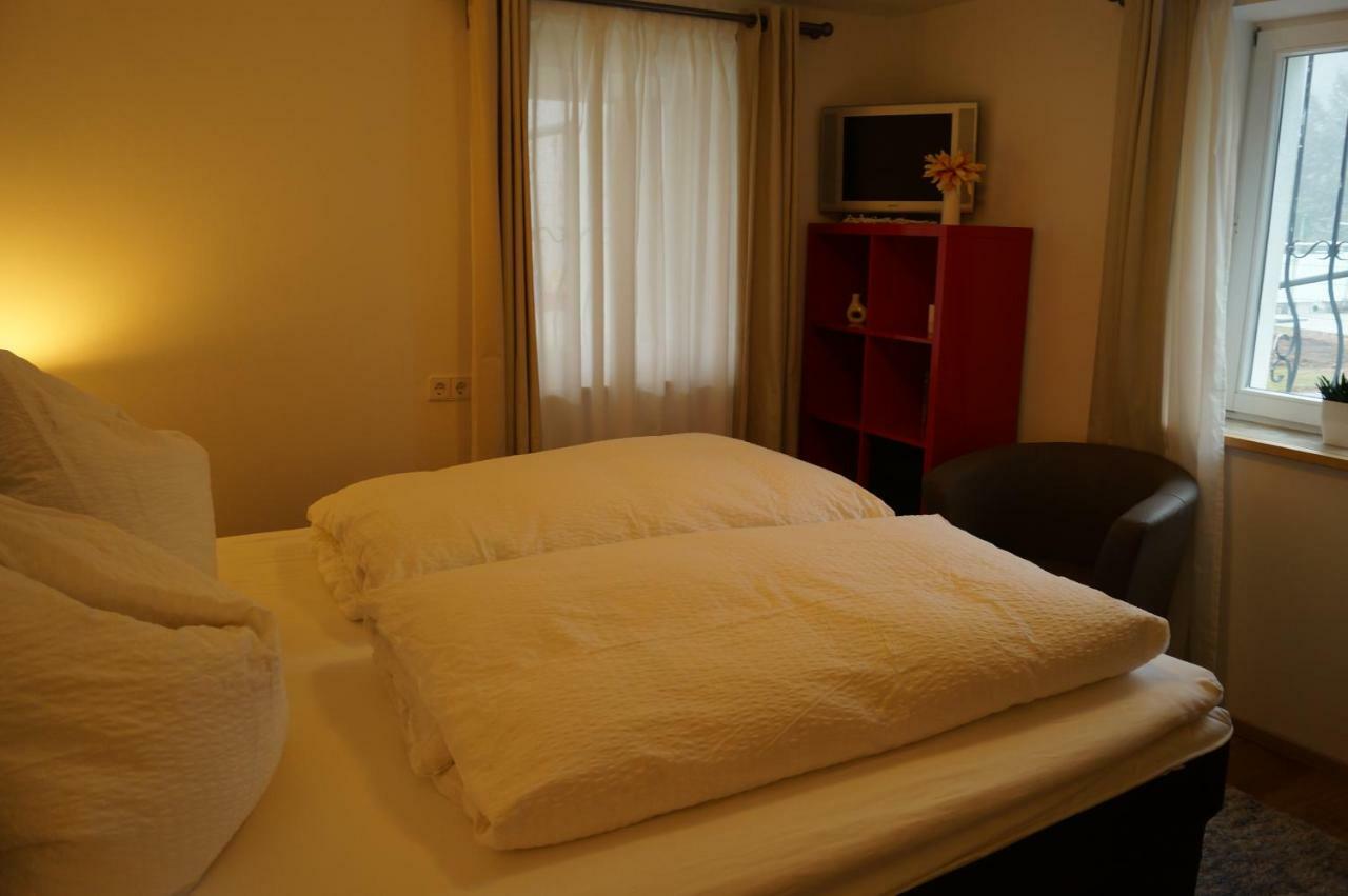 Traumhafte Ferienwohnung Mit Pool Steinen  ภายนอก รูปภาพ